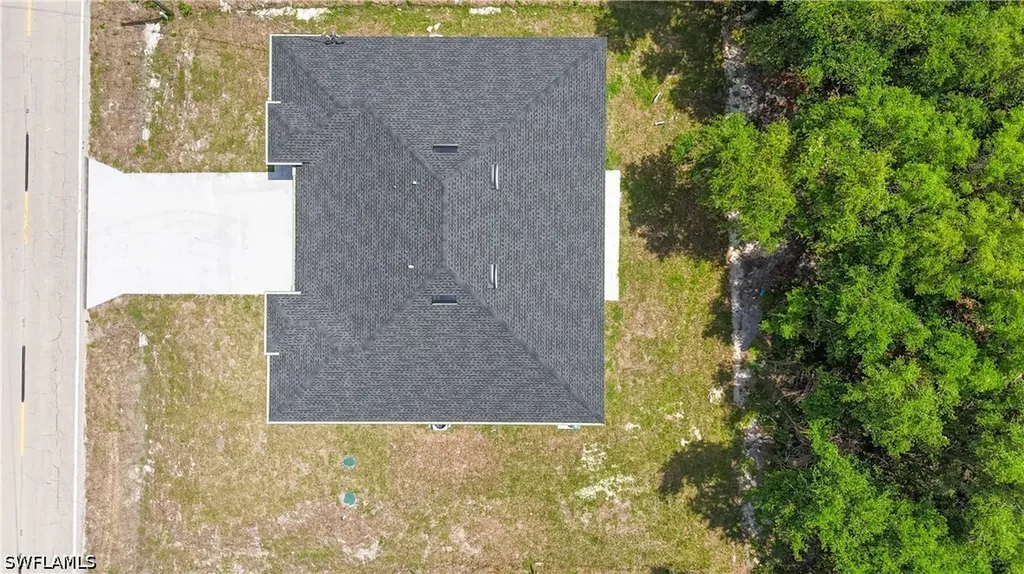 613/615 W 12th Street Lehigh Acres FL 33972