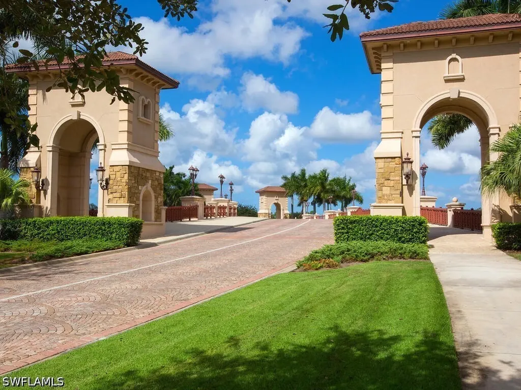 9816 Giaveno Circle Naples FL 34113