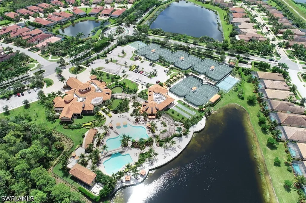 9596 Trevi Court Naples FL 34113