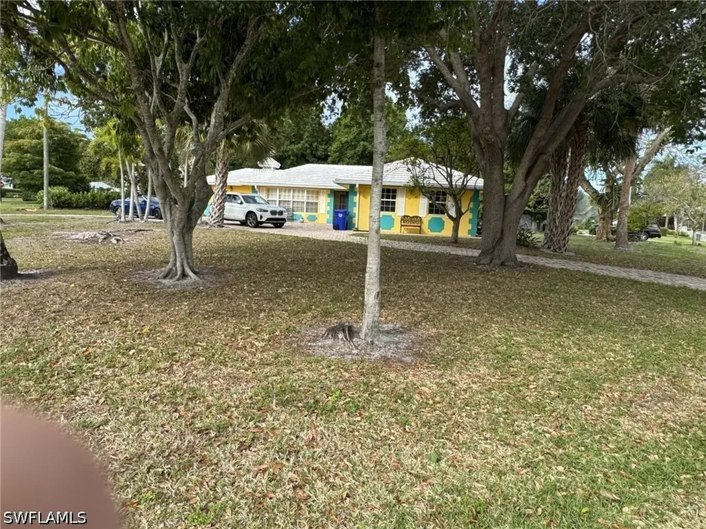 780 Fountainhead Lane Naples FL 34103