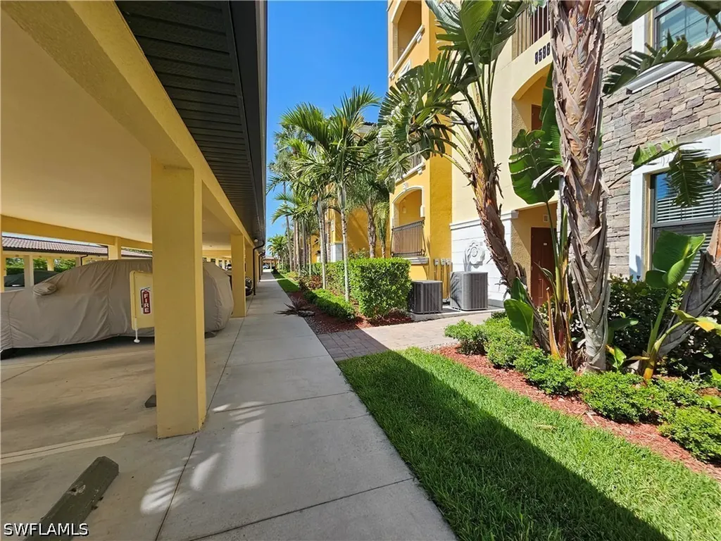 9596 Trevi Court Naples FL 34113
