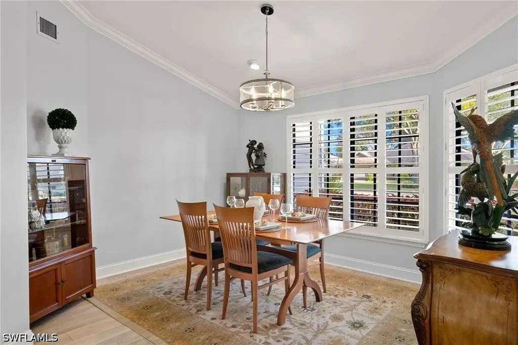 2259 Queens Way Naples FL 34112