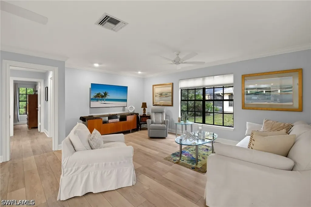 2259 Queens Way Naples FL 34112