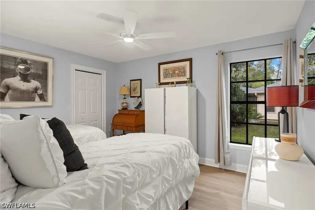 2259 Queens Way Naples FL 34112