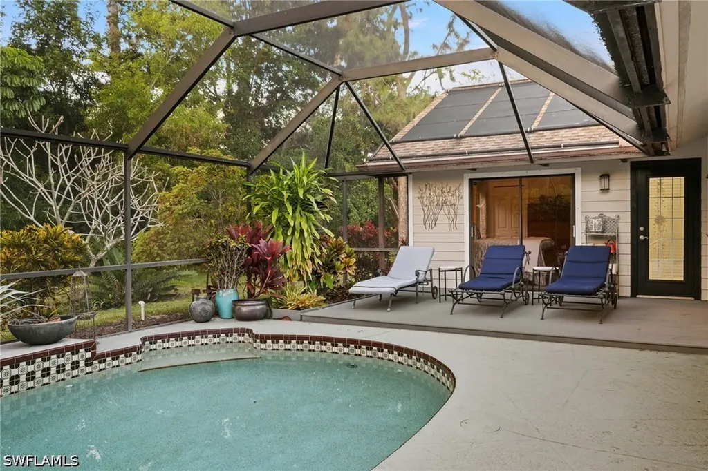 2259 Queens Way Naples FL 34112