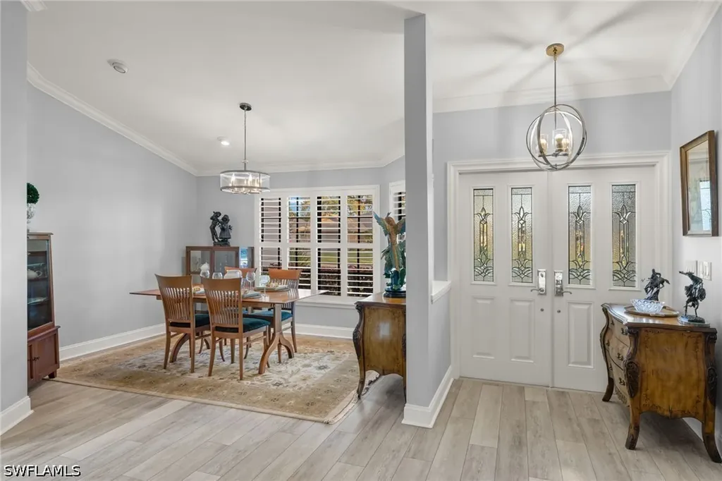 2259 Queens Way Naples FL 34112