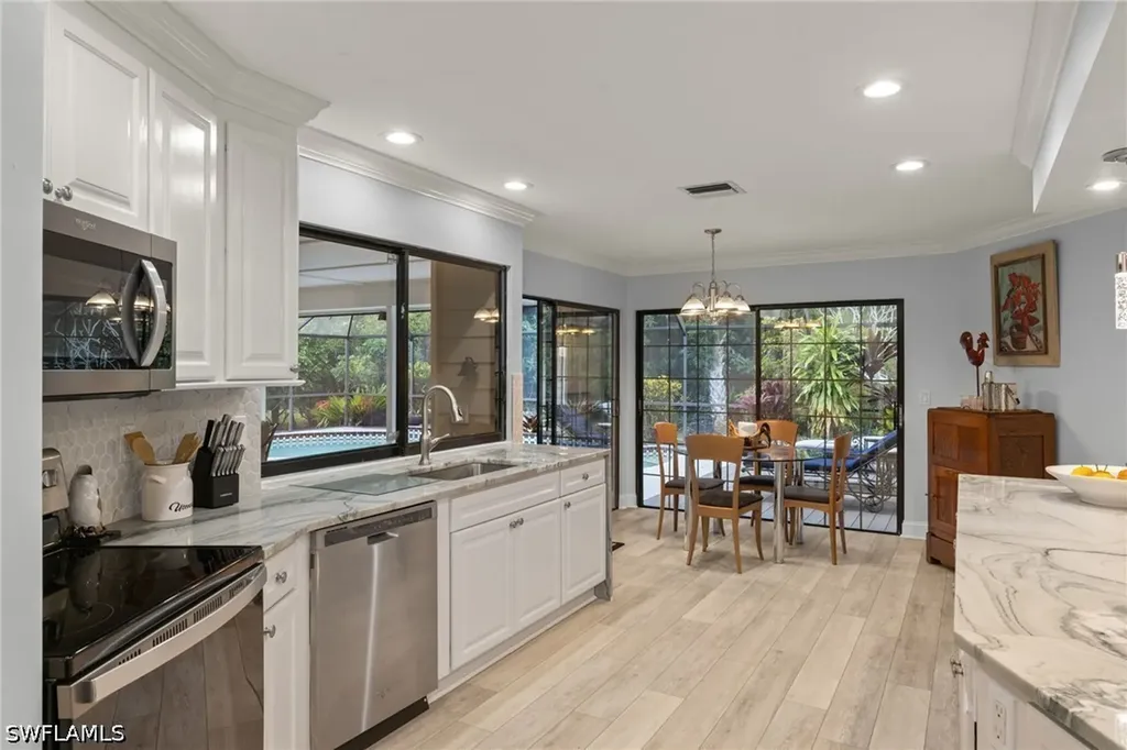 2259 Queens Way Naples FL 34112