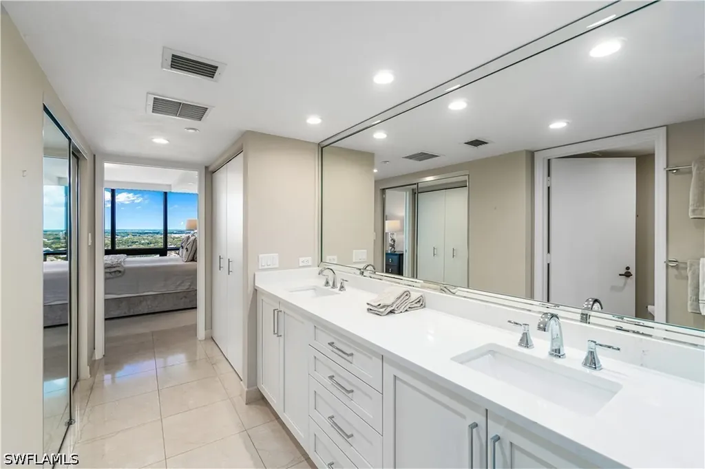 4751 Gulf Shore Boulevard N Naples FL 34103