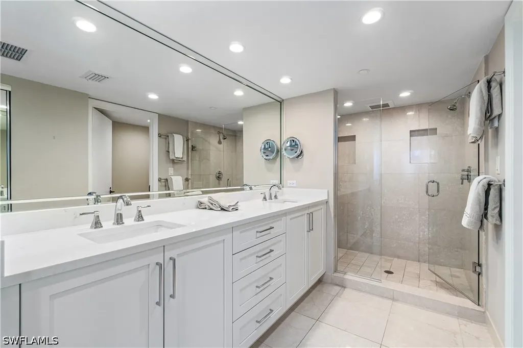 4751 Gulf Shore Boulevard N Naples FL 34103