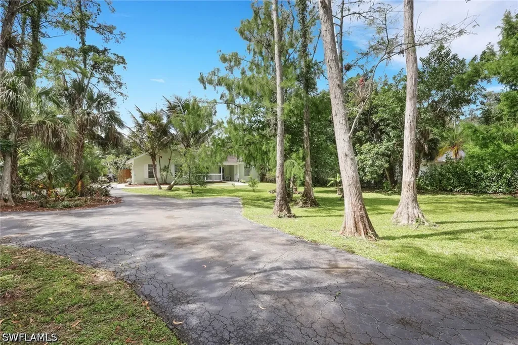5810 Lancewood Way Naples FL 34116