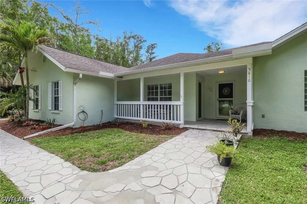5810 Lancewood Way Naples FL 34116