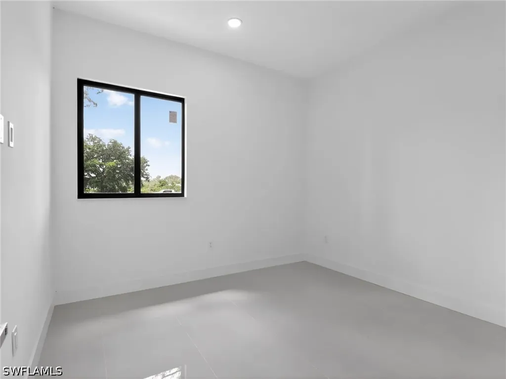 2009 Dixie Way Lehigh Acres FL 33972
