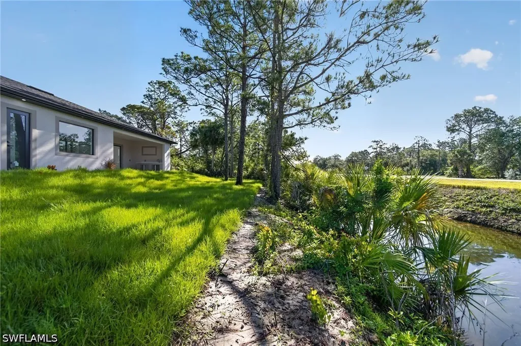 2009 Dixie Way Lehigh Acres FL 33972