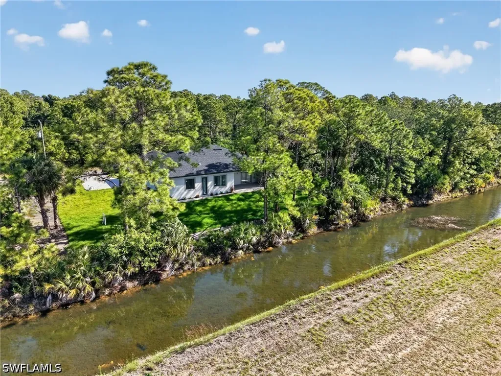 2009 Dixie Way Lehigh Acres FL 33972