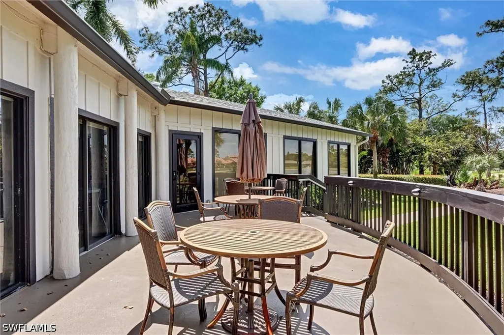 15512 Cedarwood Lane Naples FL 34110