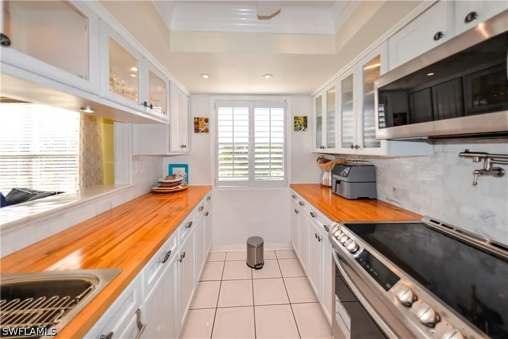 22161 Tallwood Court Estero FL 33928