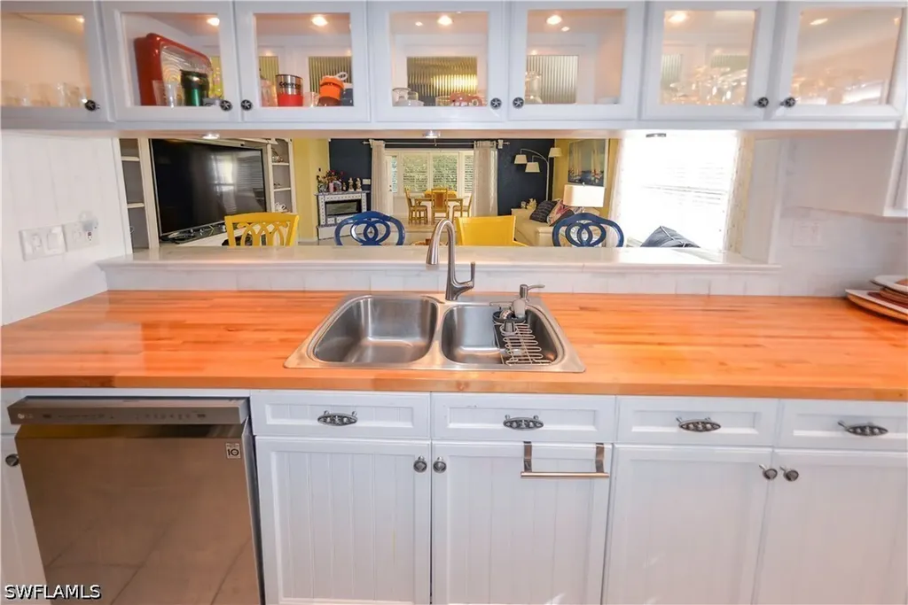 22161 Tallwood Court Estero FL 33928