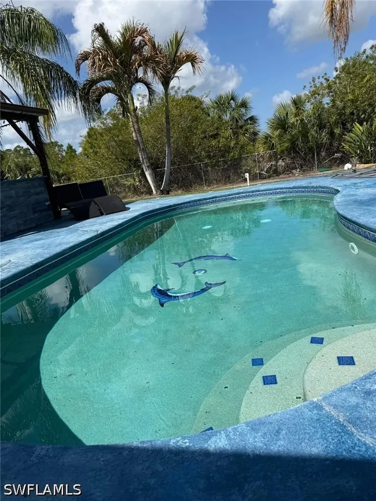 3220 29th Avenue NE Naples FL 34120