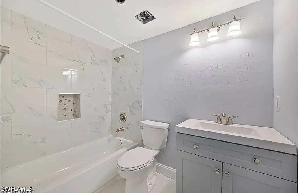 17495 Ellie Drive Fort Myers FL 33967