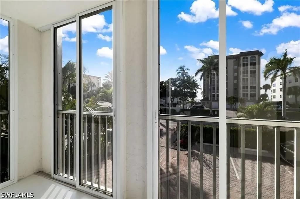9486 Gulf Shore Drive Naples FL 34108