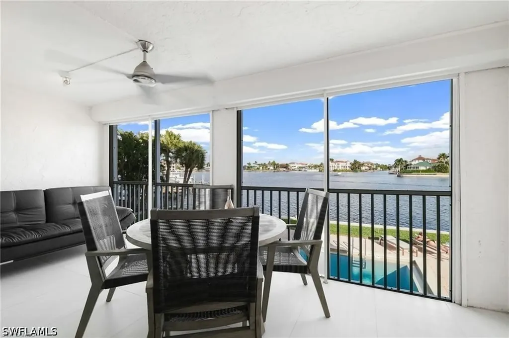 9486 Gulf Shore Drive Naples FL 34108