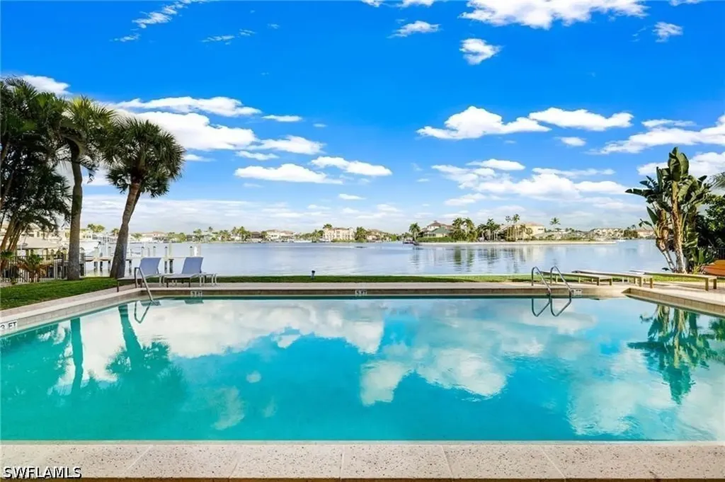 9486 Gulf Shore Drive Naples FL 34108