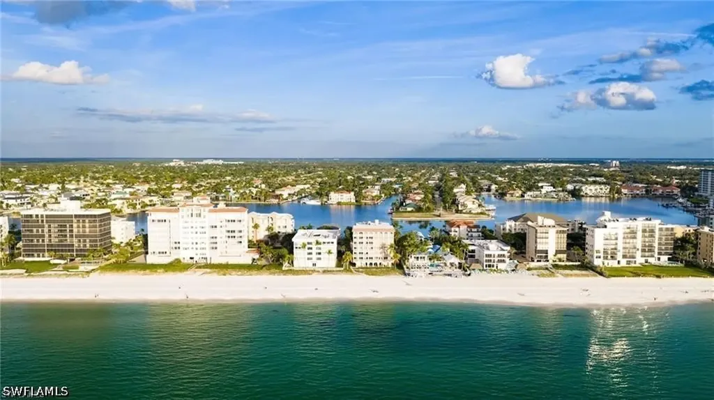 9486 Gulf Shore Drive Naples FL 34108