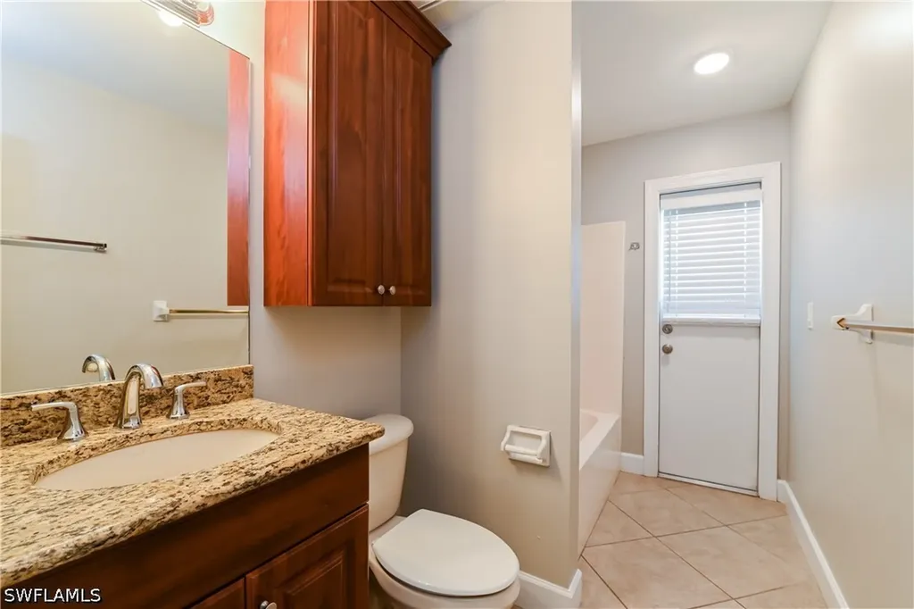 929 SW 31st Street Cape Coral FL 33914