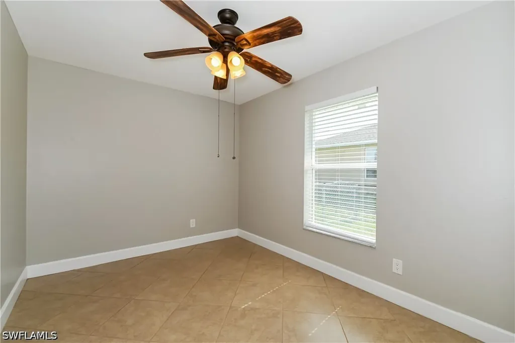 929 SW 31st Street Cape Coral FL 33914
