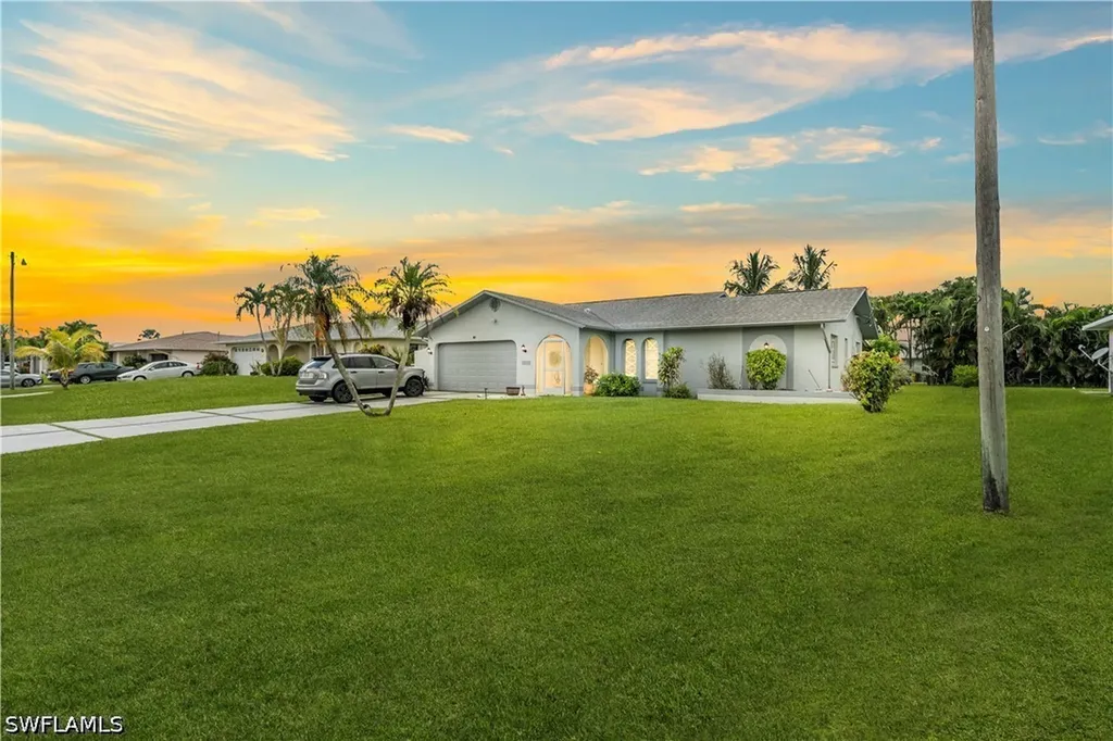 4424 SW 13th Avenue Cape Coral FL 33914