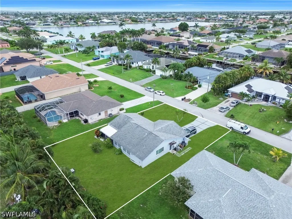 4424 SW 13th Avenue Cape Coral FL 33914