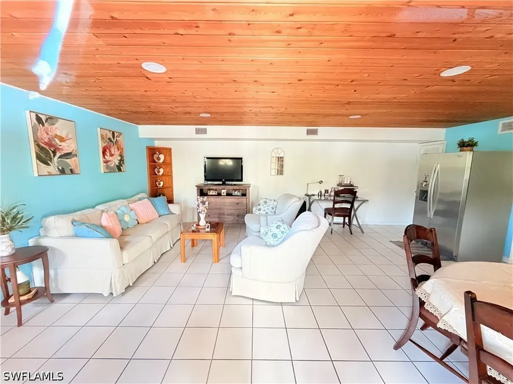 3661 11th Avenue SW Naples FL 34117