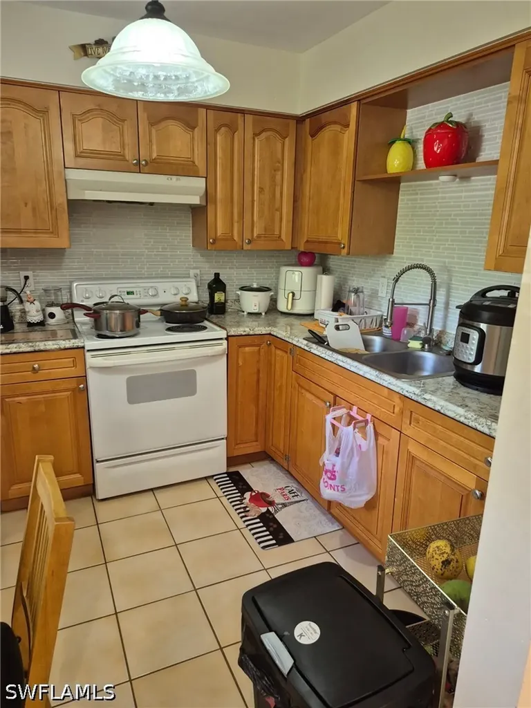 3661 11th Avenue SW Naples FL 34117