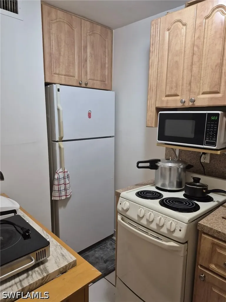 3661 11th Avenue SW Naples FL 34117