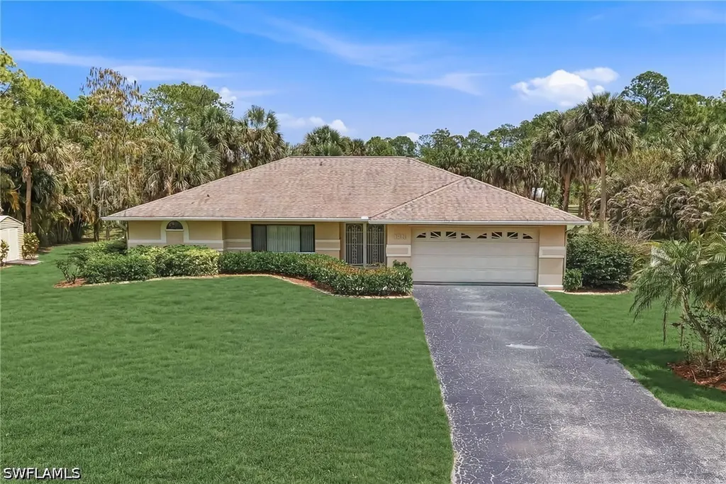184 Wilson Boulevard S Naples FL 34117