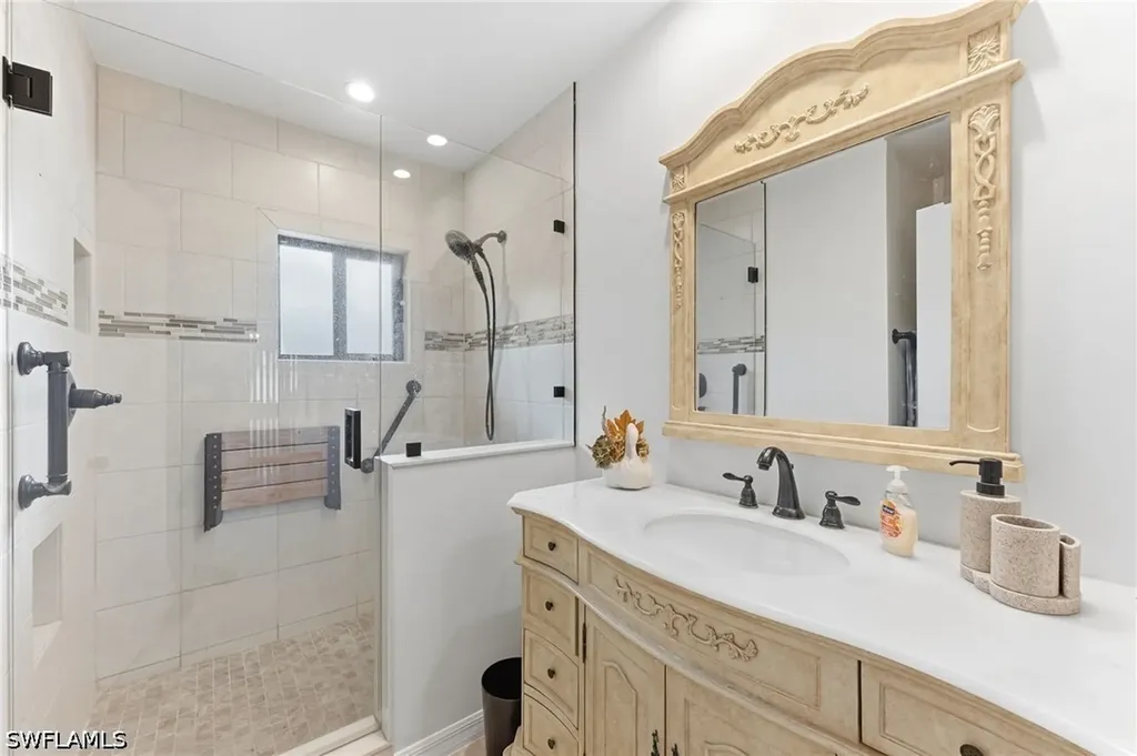 184 Wilson Boulevard S Naples FL 34117