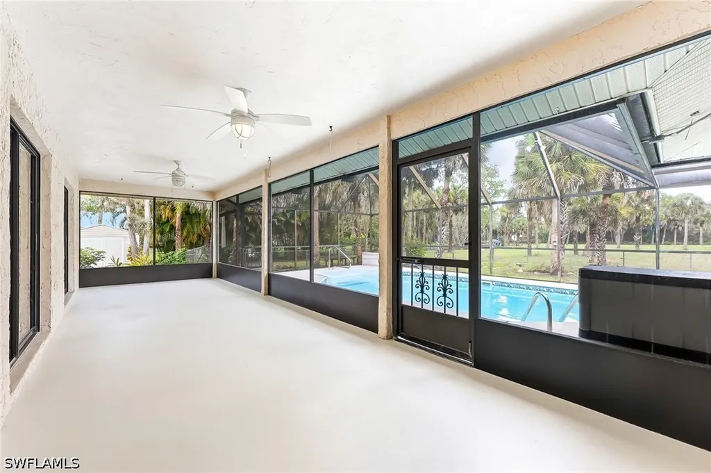 184 Wilson Boulevard S Naples FL 34117