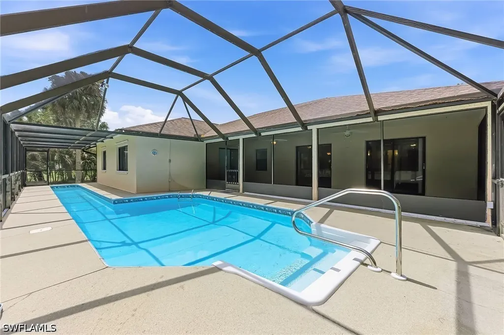 184 Wilson Boulevard S Naples FL 34117