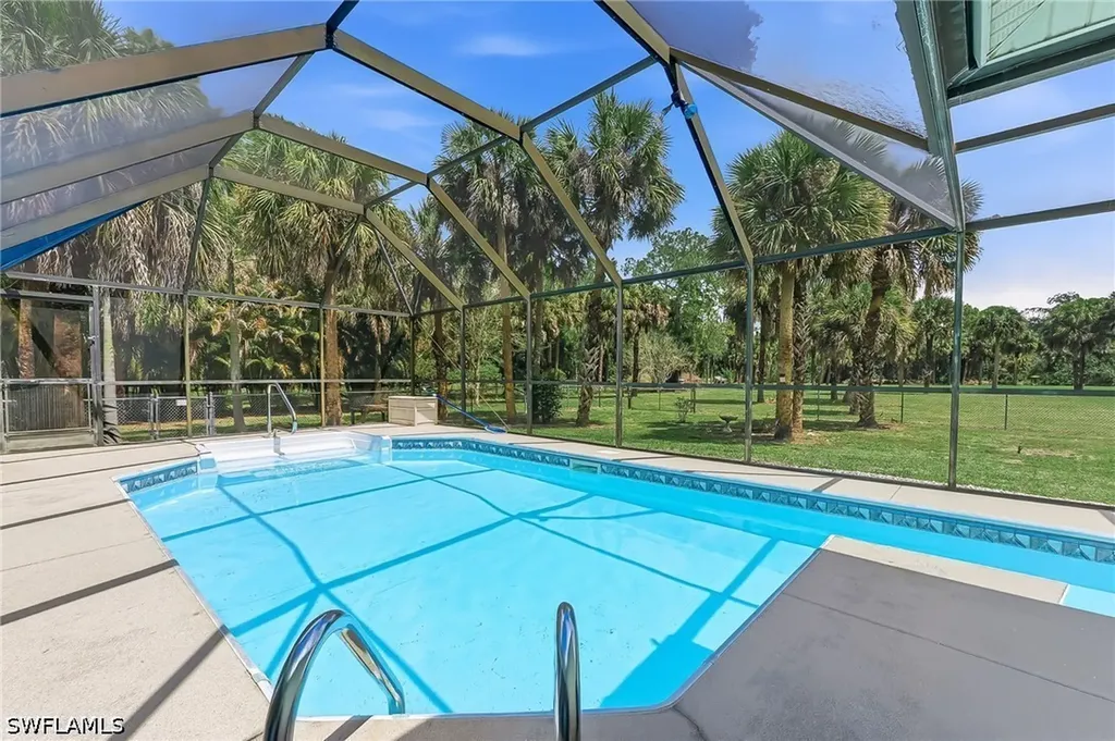 184 Wilson Boulevard S Naples FL 34117
