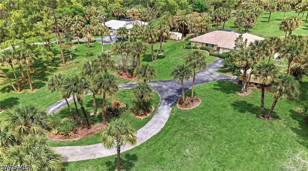 184 Wilson Boulevard S Naples FL 34117