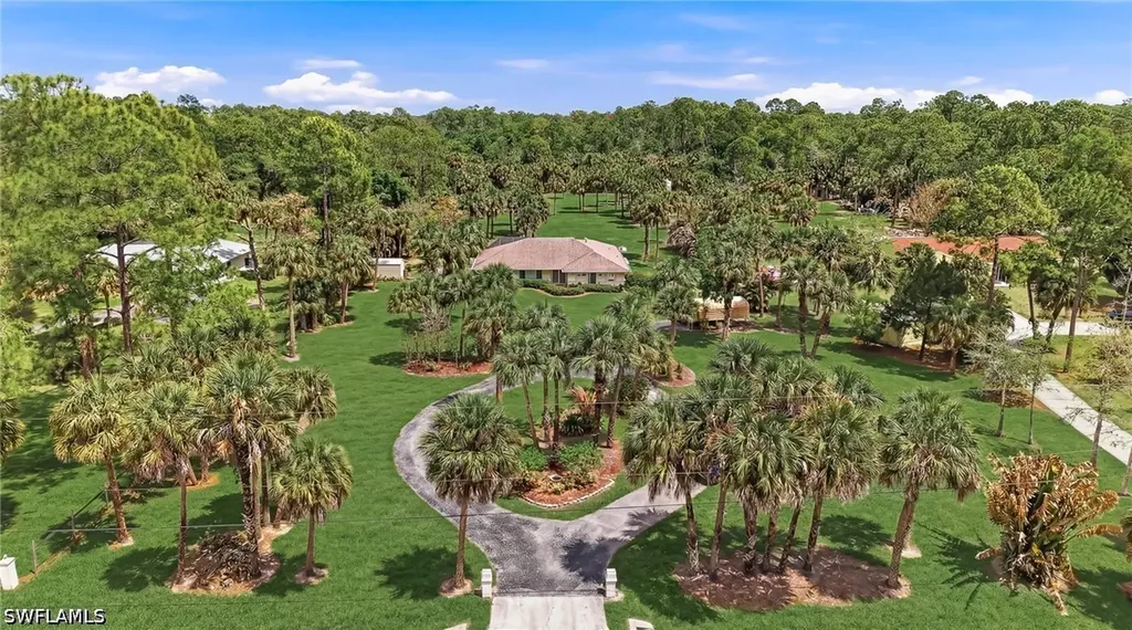 184 Wilson Boulevard S Naples FL 34117