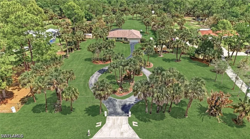 184 Wilson Boulevard S Naples FL 34117
