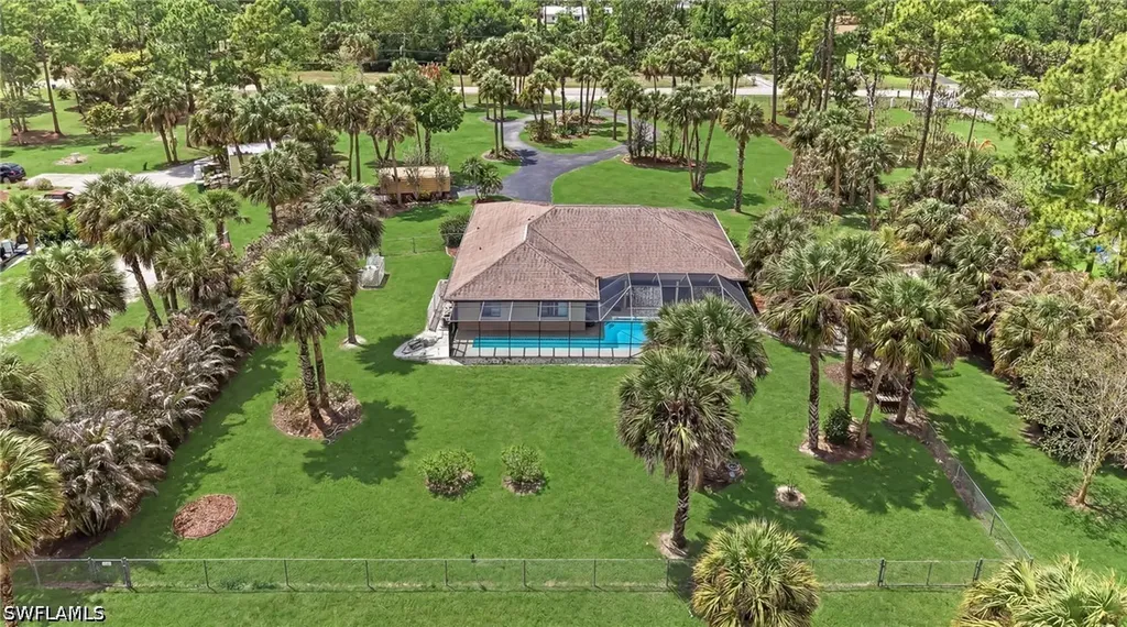 184 Wilson Boulevard S Naples FL 34117