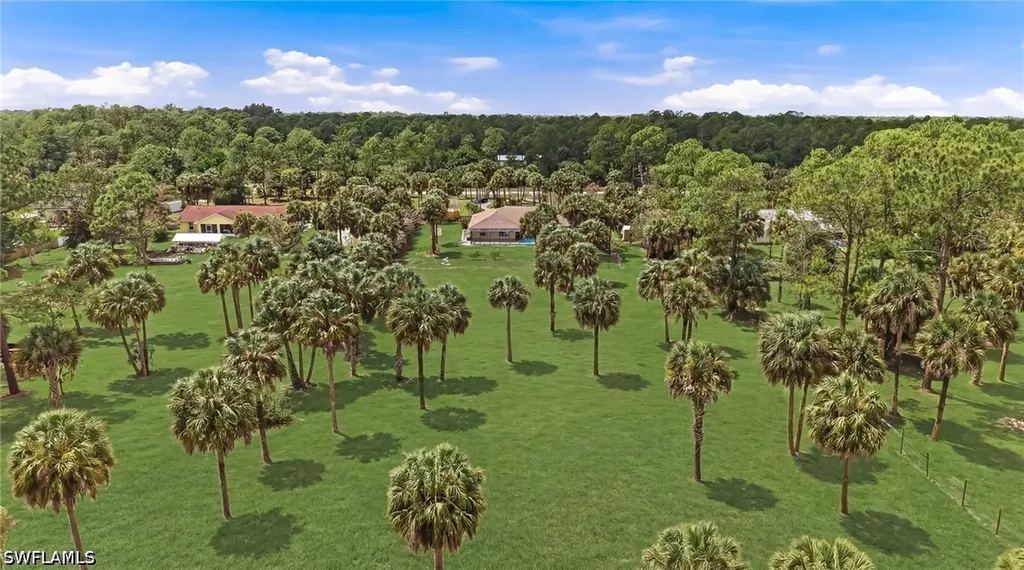 184 Wilson Boulevard S Naples FL 34117