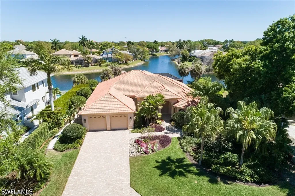 7565 Cordoba Circle Naples FL 34109