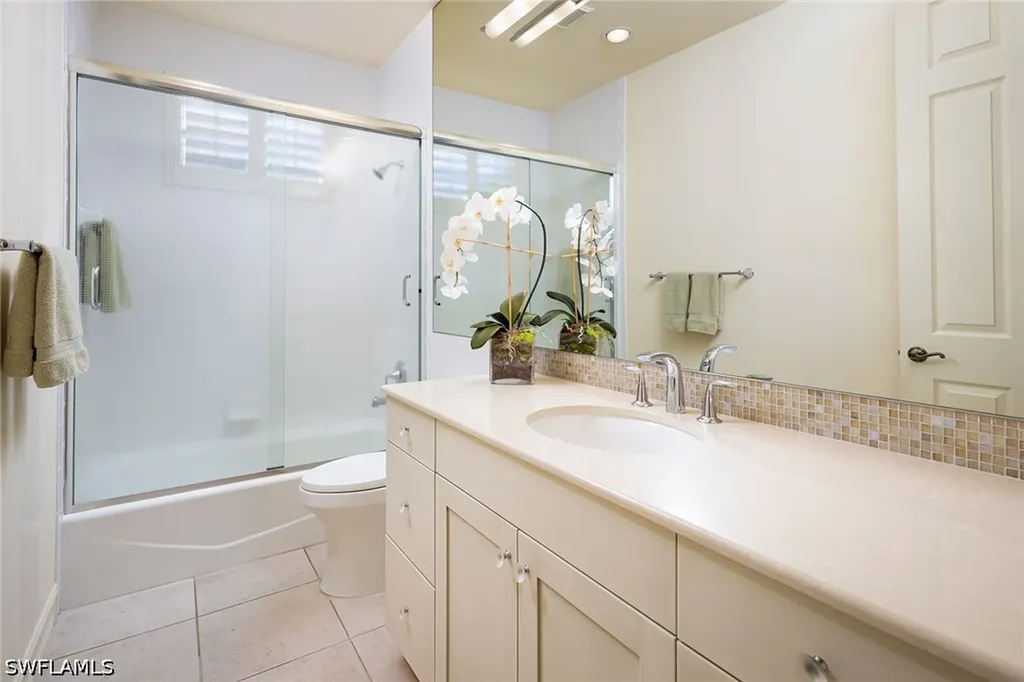 7565 Cordoba Circle Naples FL 34109