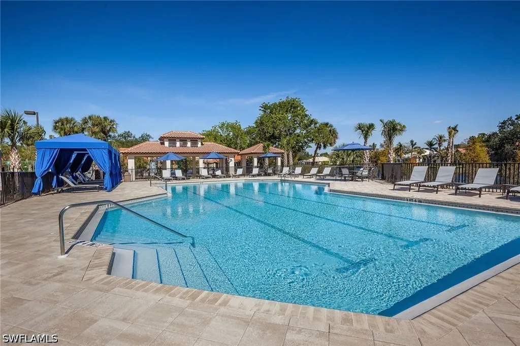 7565 Cordoba Circle Naples FL 34109