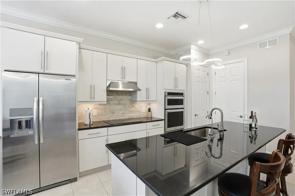 9328 Fieldstone Lane Naples FL 34120
