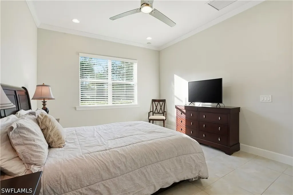 9328 Fieldstone Lane Naples FL 34120