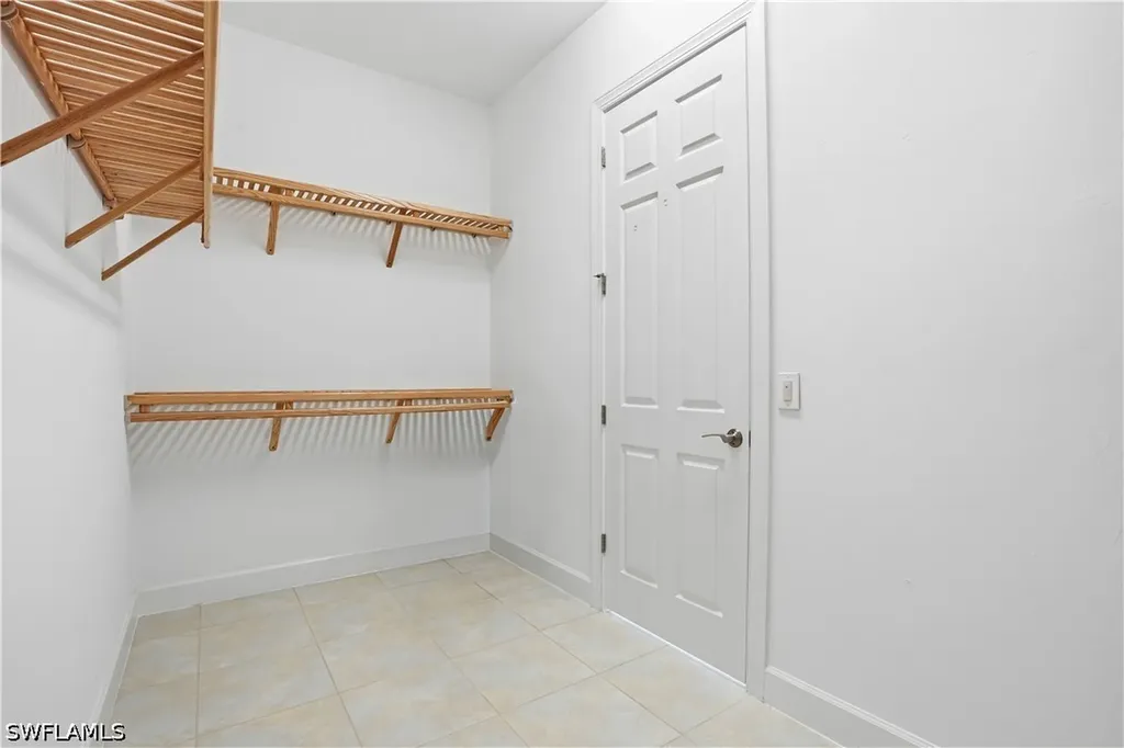 9328 Fieldstone Lane Naples FL 34120